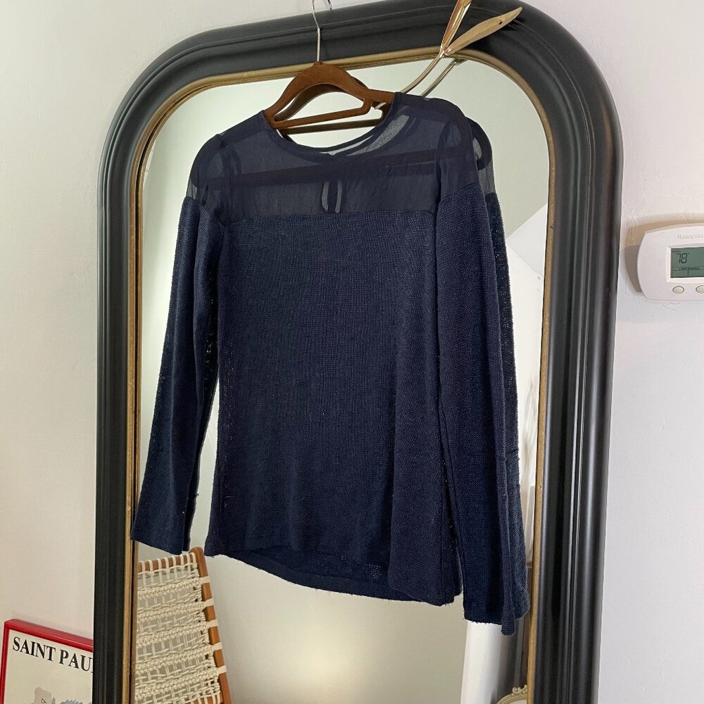 Sjobeck Malibu Navy Sweater‎ size small 100% silk chiffon